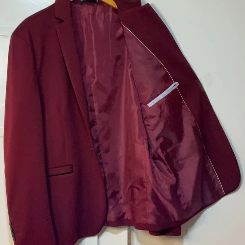 Men's Cranberry Colored Blazer (NWOT) - Picture 6 of 7